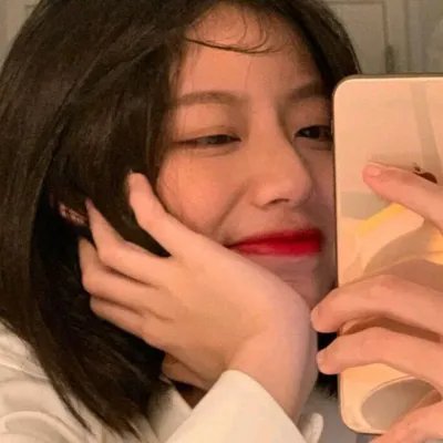 白色的女人